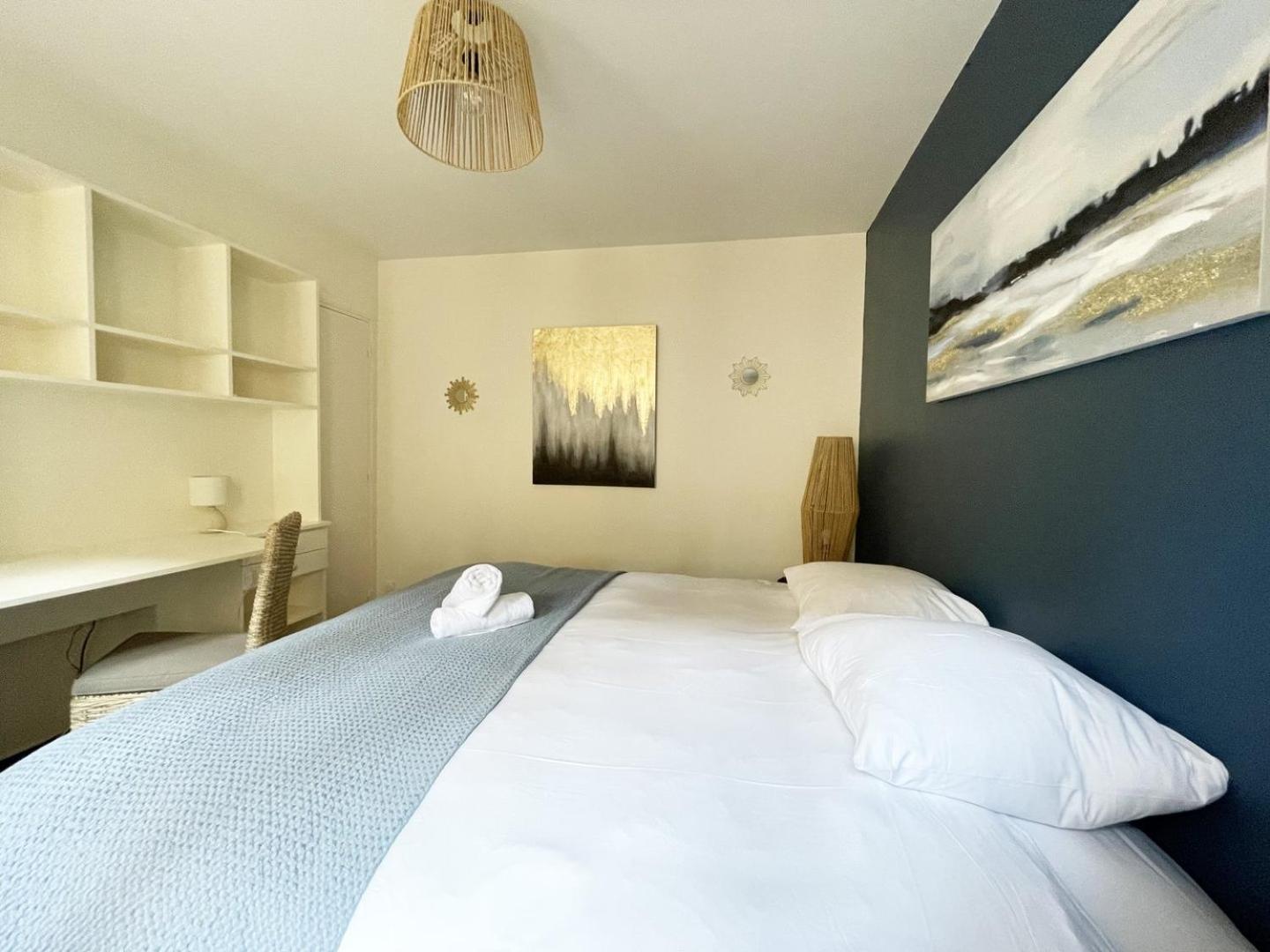Apartamento Le Patio De La Reine Berthe - Parking Included Chartres Exterior foto